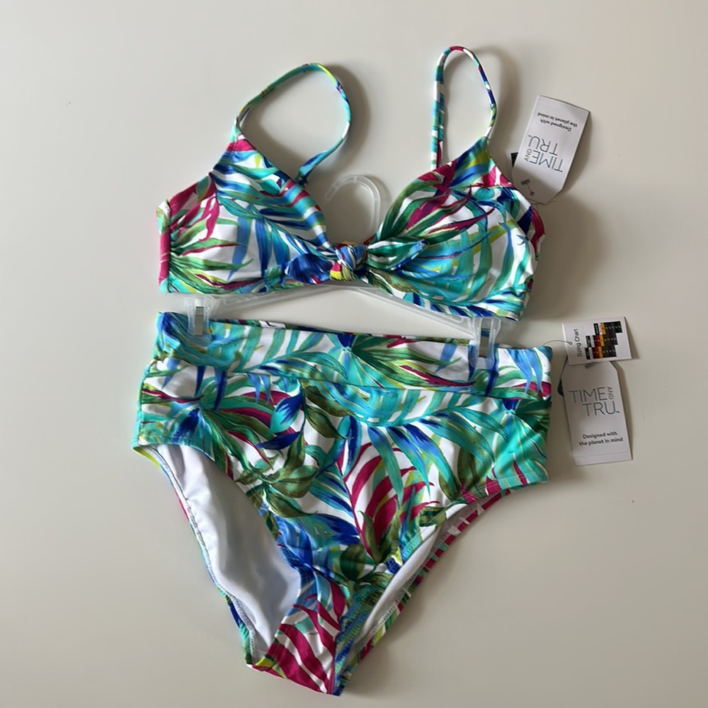 Time and Tru Women's  Swim Set Size M